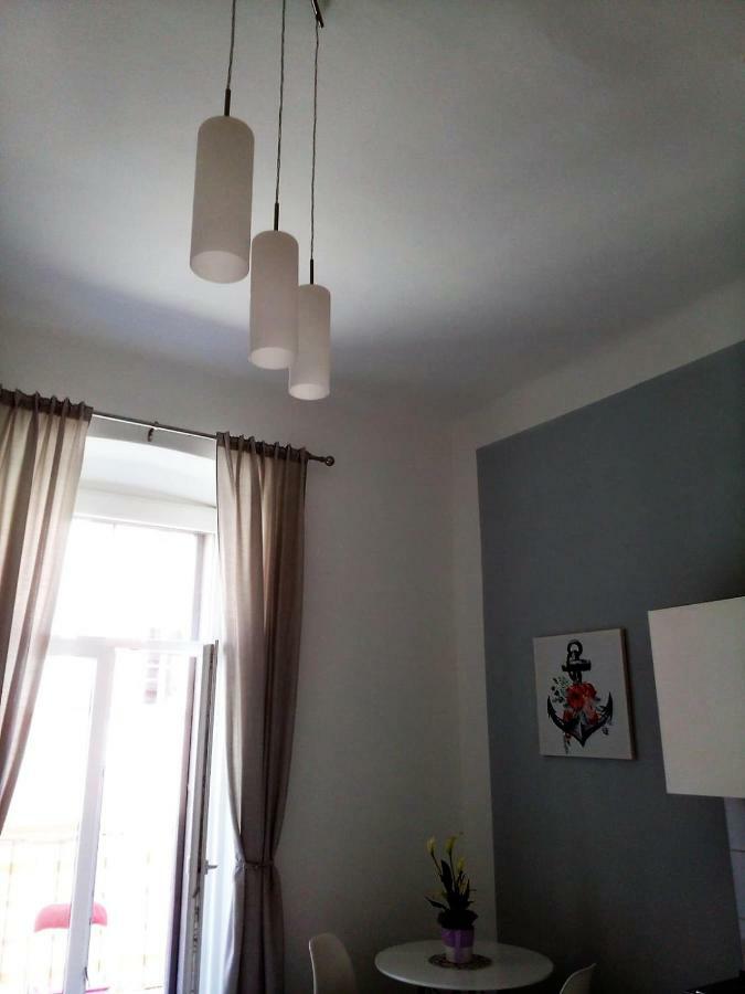 Studio In Pula Center Extérieur photo