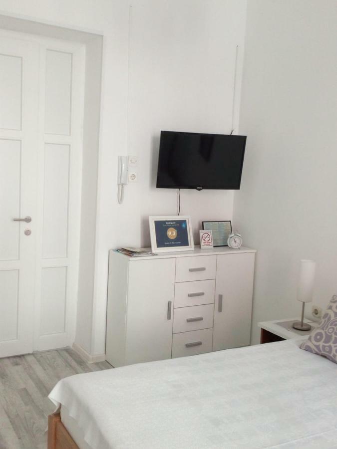 Studio In Pula Center Extérieur photo